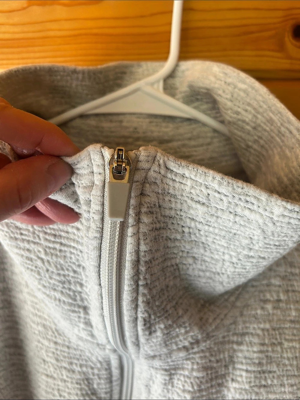 Vively Textured Full-Zip Jacket Size Medium - Picture 6 of 9